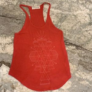 Y2K Project Social T Geometric Tank